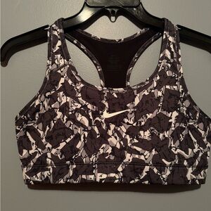 Nike Women's Abstract Black and White Sports Bra